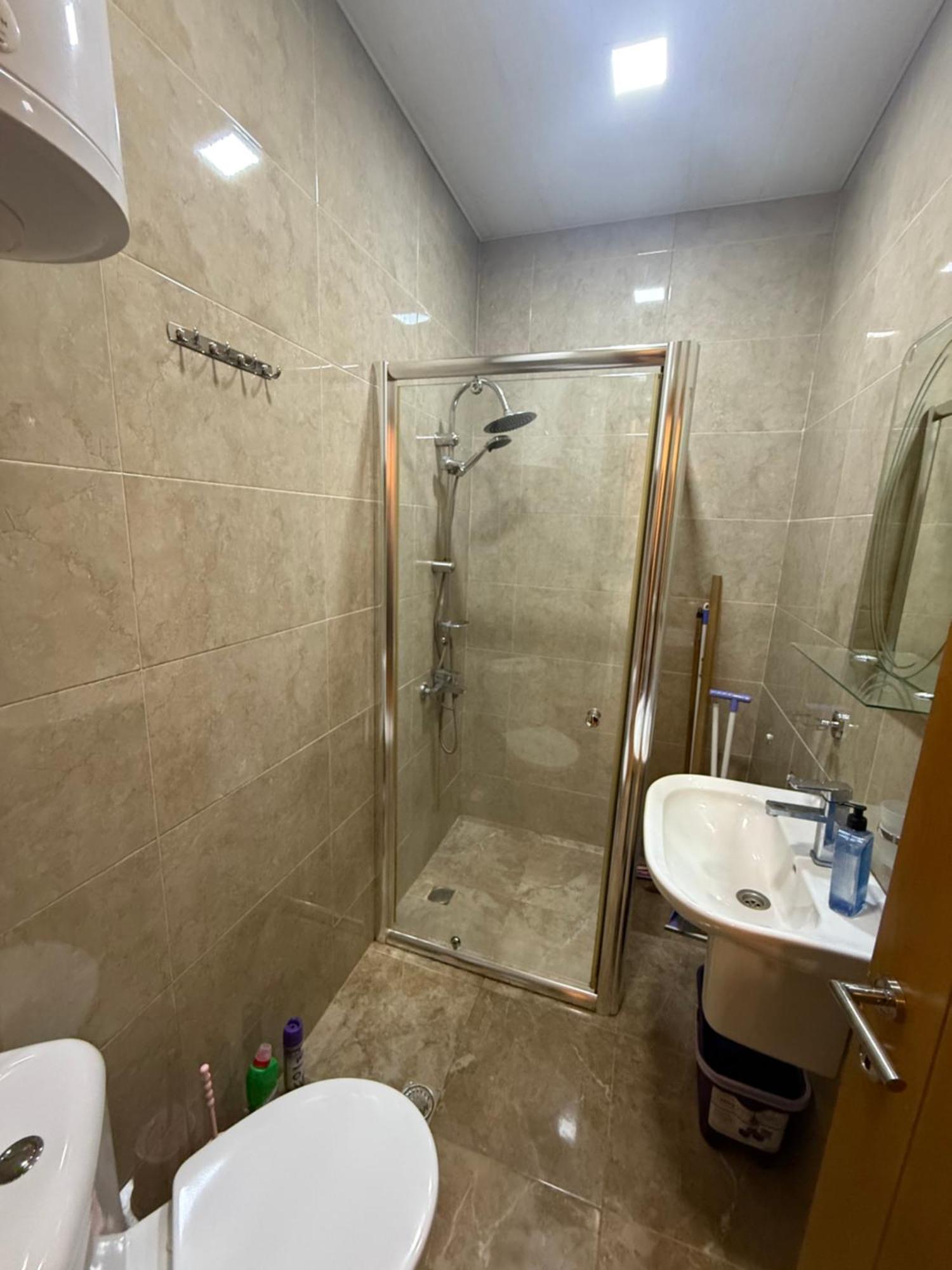 Apartment On Melikishvili 51 บาทูมิ ภายนอก รูปภาพ
